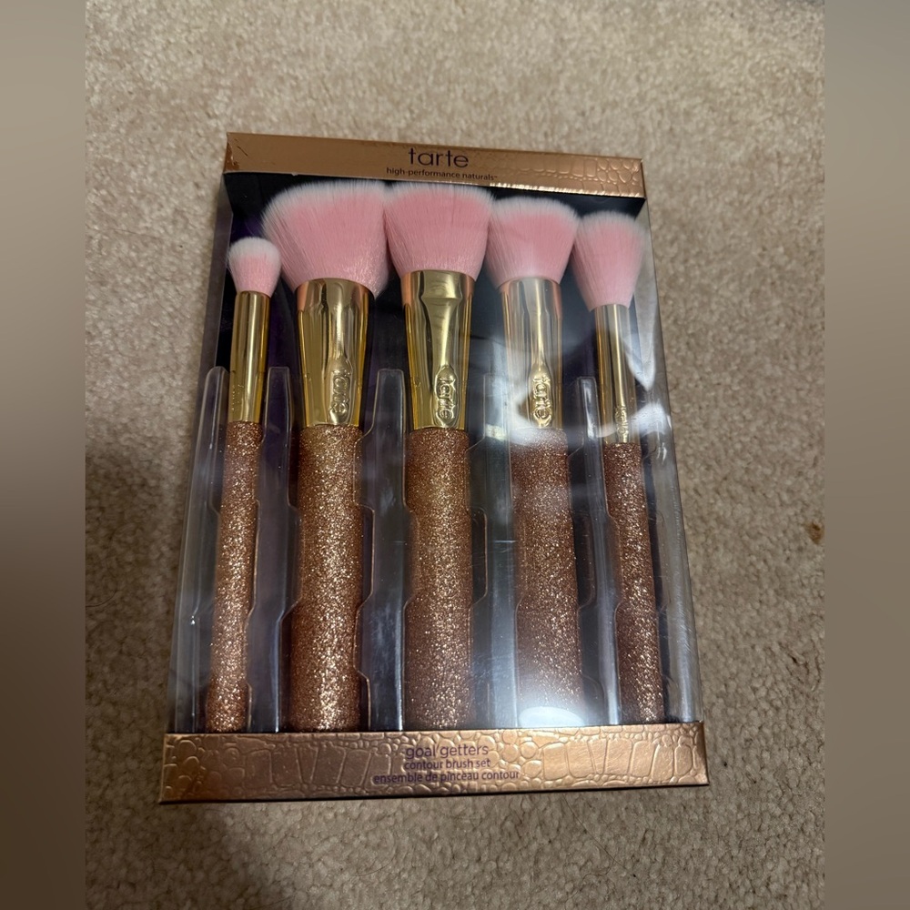 Tarte Face brush set